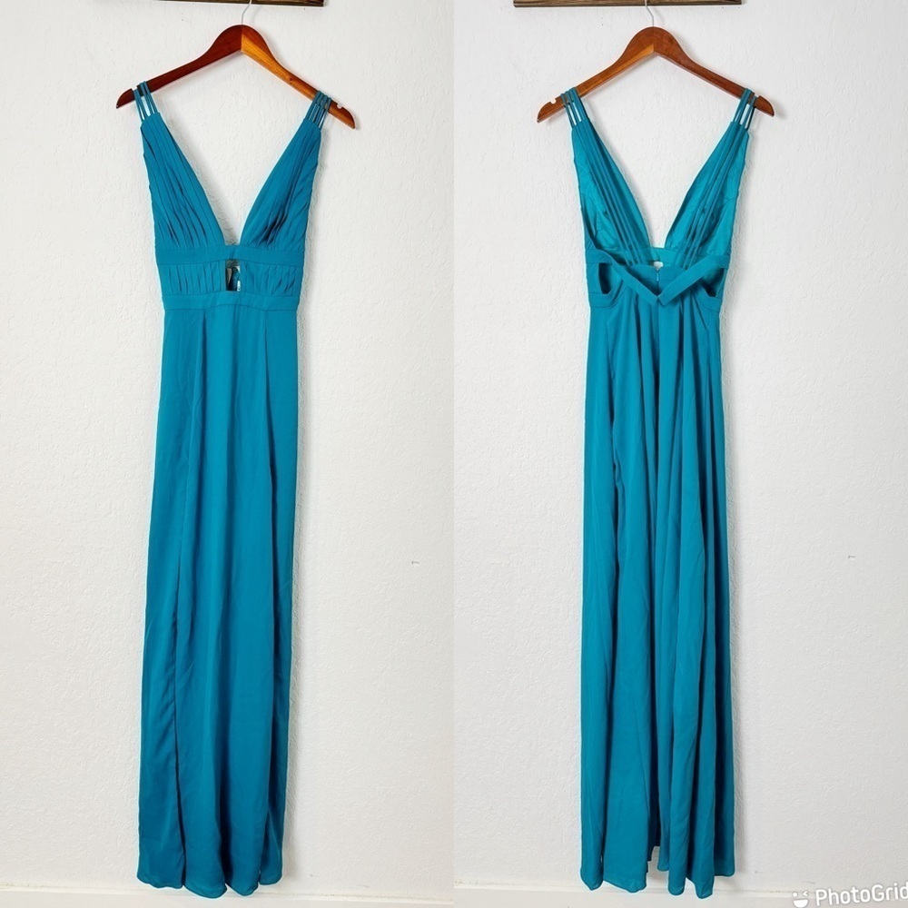 Fame & Partners Gown
